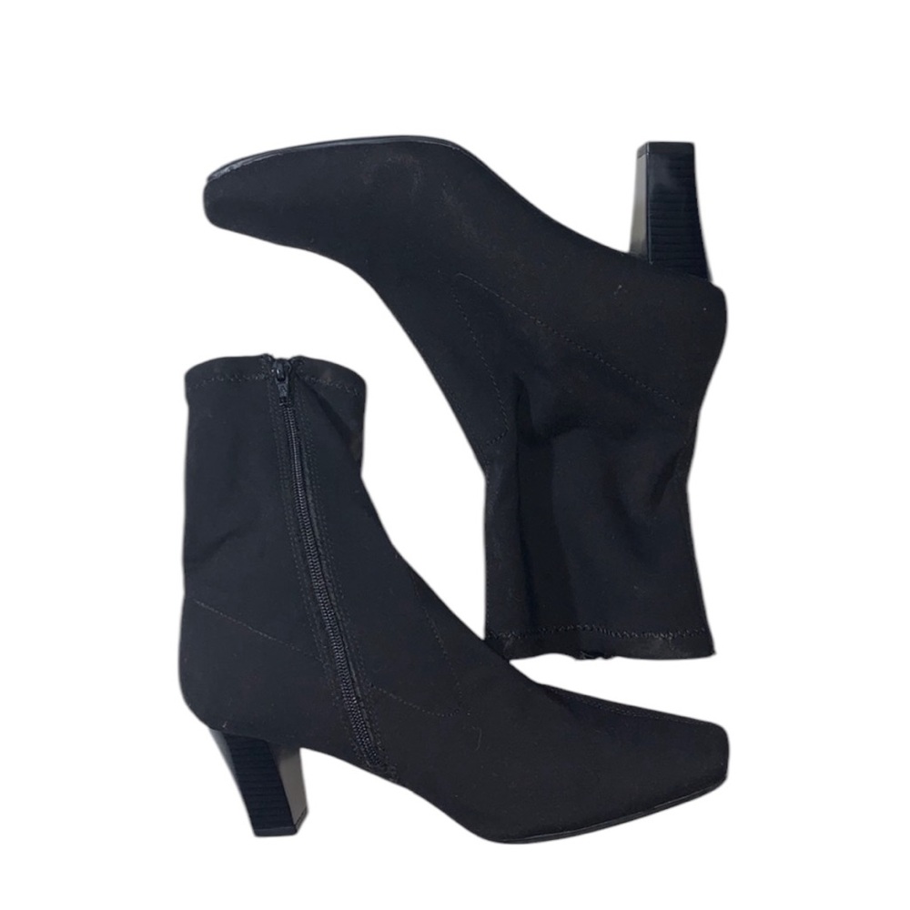 Never Been Worn Aerosoles Black Stretch Fabric Geneva Boots 9W 3” Heel Side Zip